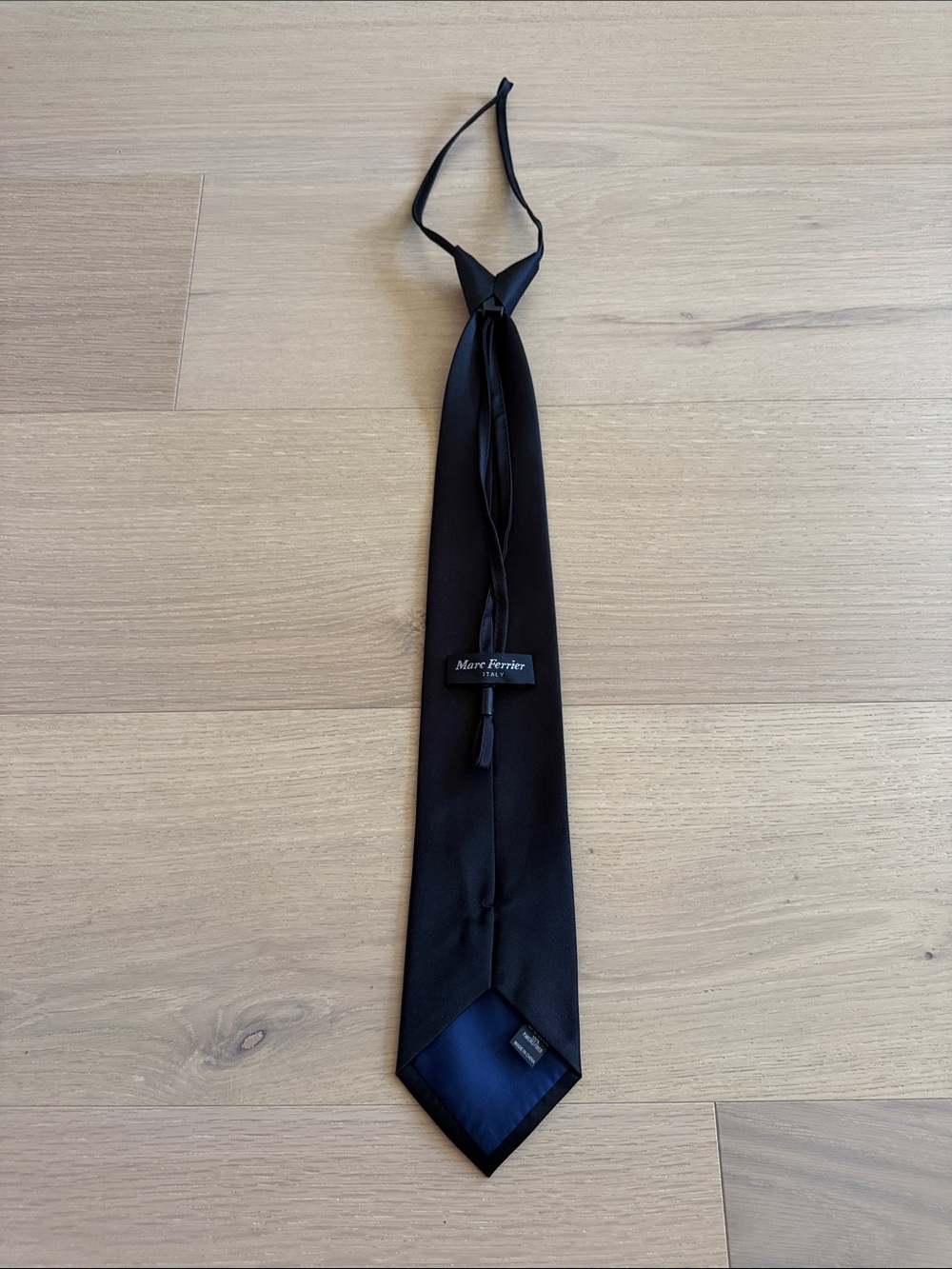 Men’s tie - Picture 2 of 2